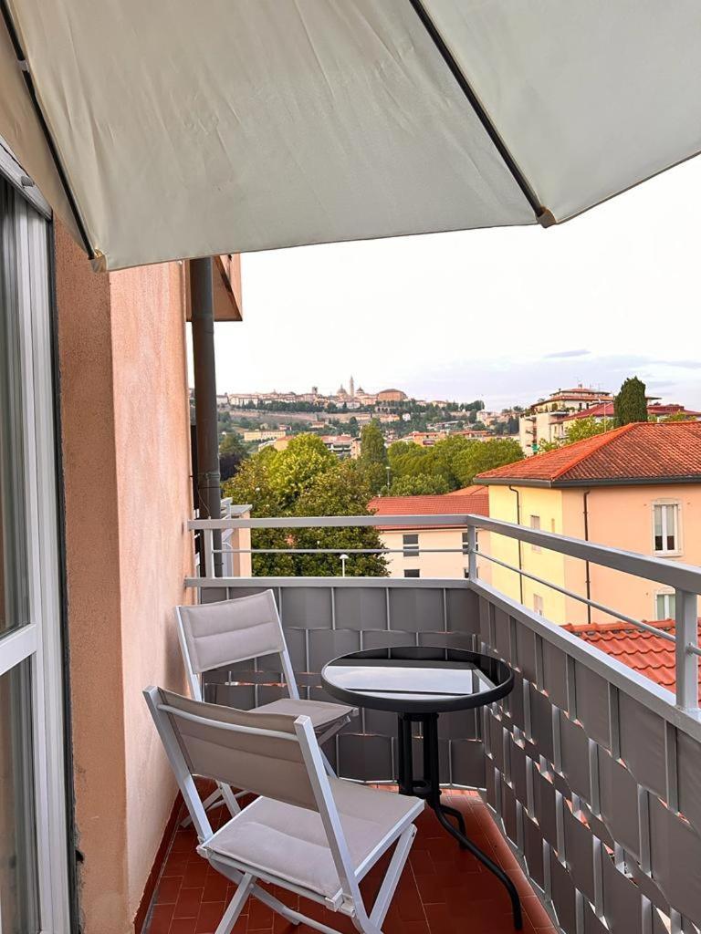 Casa Biondo Leilighet Bergamo Eksteriør bilde